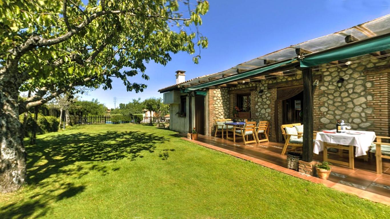 El Canchal De La Gallina - Parking Gratis - Jacuzzi En Privado - Cafeteria - Desayunos - Piscina De Agua Caliente A Partir Del 12 De Abril 2025 Hervás Exteriör bild