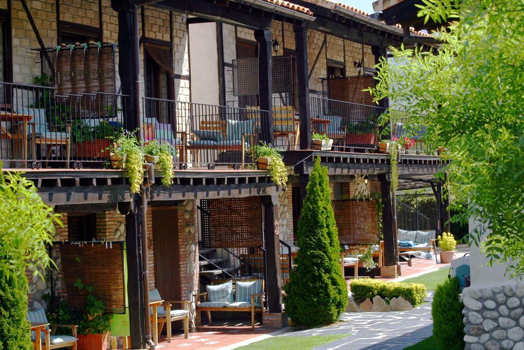 El Canchal De La Gallina - Parking Gratis - Jacuzzi En Privado - Cafeteria - Desayunos - Piscina De Agua Caliente A Partir Del 12 De Abril 2025 Hervás Exteriör bild