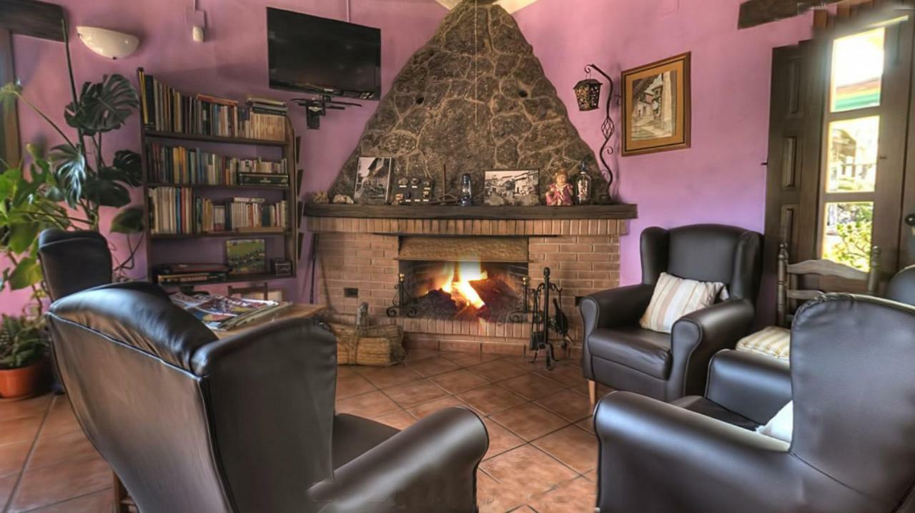 El Canchal De La Gallina - Parking Gratis - Jacuzzi En Privado - Cafeteria - Desayunos - Piscina De Agua Caliente A Partir Del 12 De Abril 2025 Hervás Exteriör bild