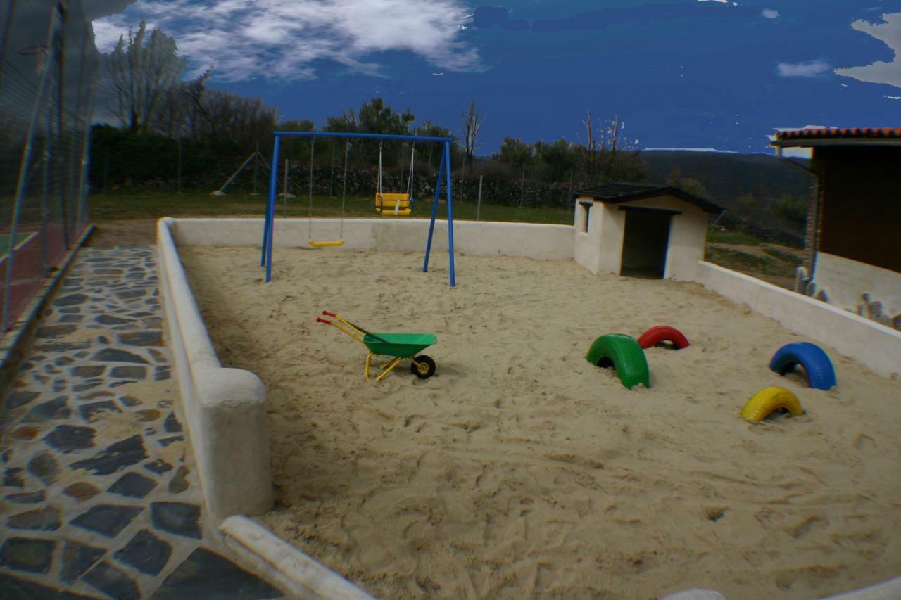 El Canchal De La Gallina - Parking Gratis - Jacuzzi En Privado - Cafeteria - Desayunos - Piscina De Agua Caliente A Partir Del 12 De Abril 2025 Hervás Exteriör bild